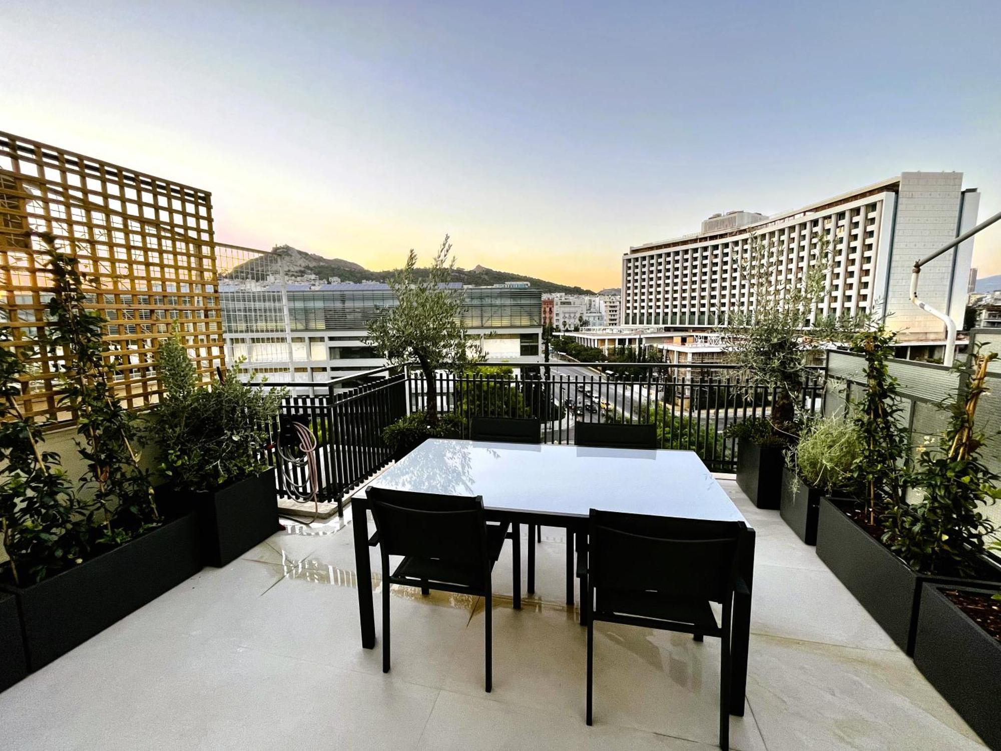 Athena Blue Lux Apartments 2Br 2Ba With City Skyline View, Near Kolonaki 아테네 외부 사진