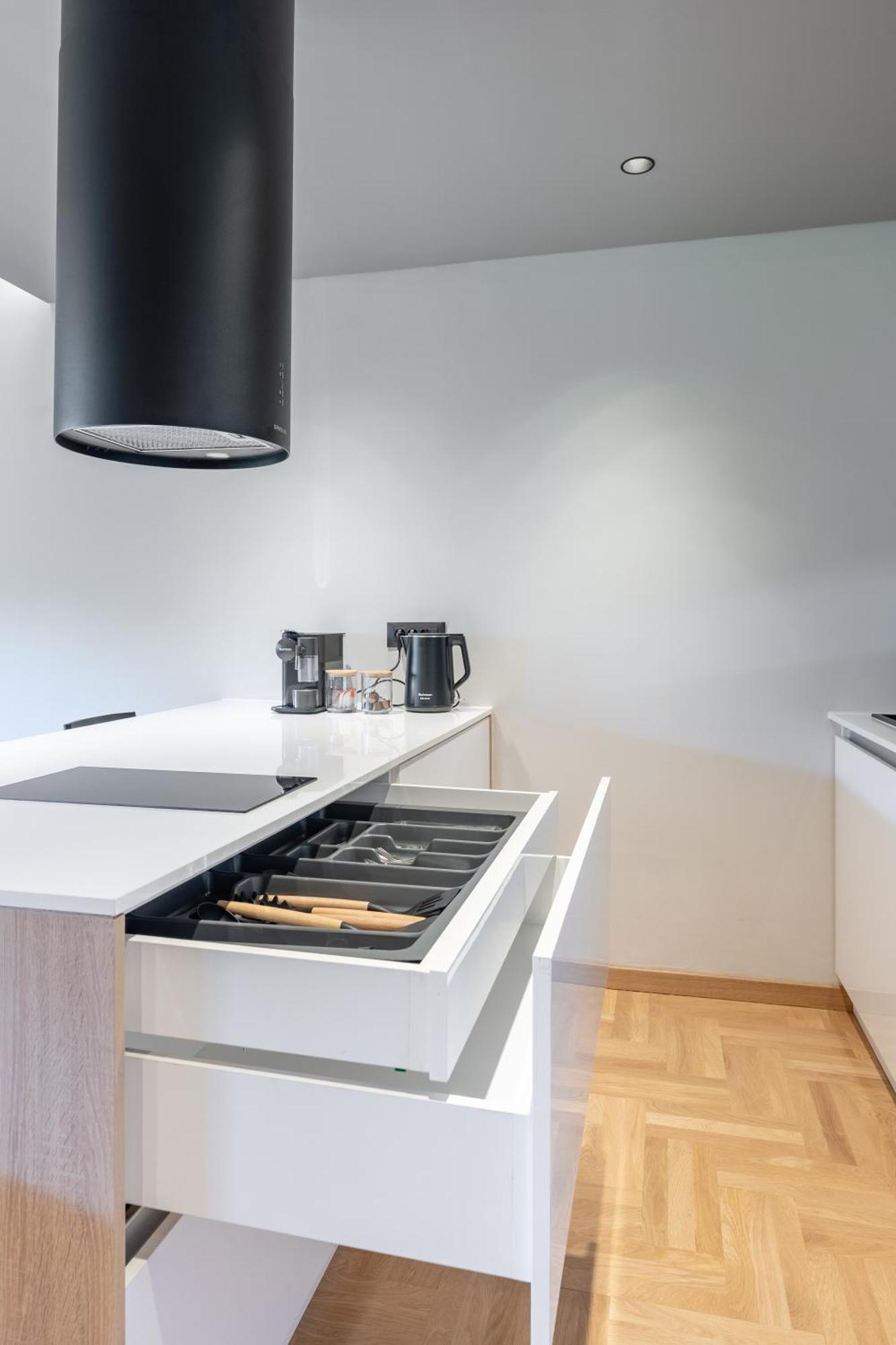Athena Blue Lux Apartments 2Br 2Ba With City Skyline View, Near Kolonaki 아테네 외부 사진
